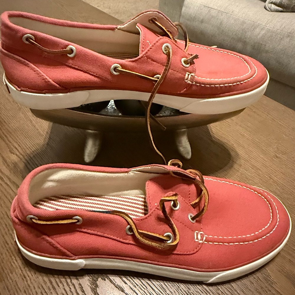 Polo by Ralph Lauren Coral Canvas Boat Shoes with Leather Laces - Picture 2 of 7